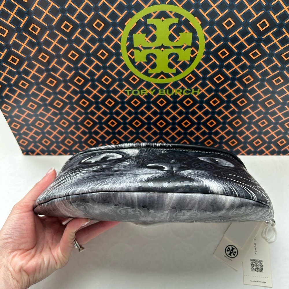 Tory Burch T Monogram Cat Printed Belt Bag Crossbody Bag Gray Cat Portrait - Picture 4 of 10